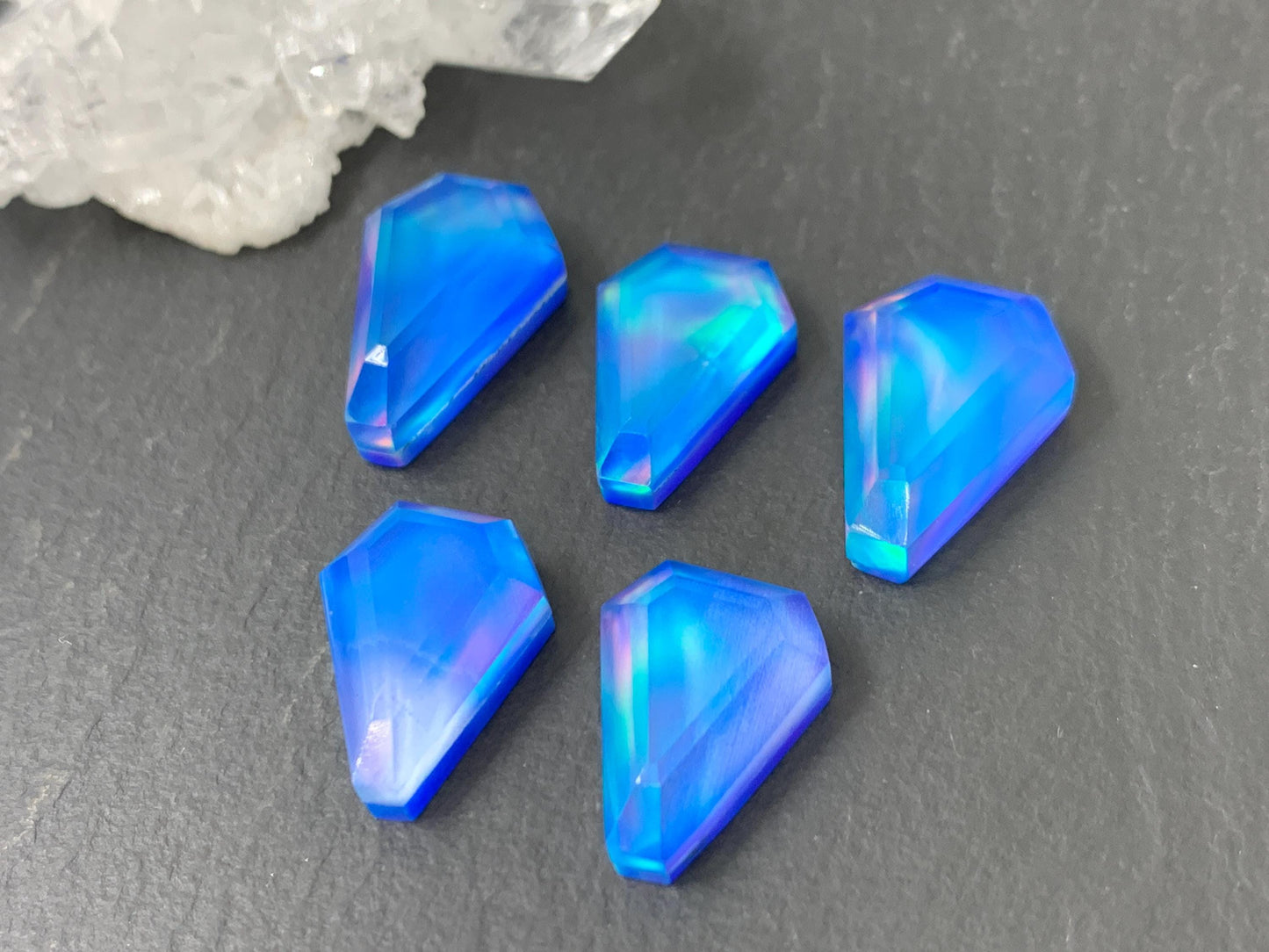 Faceted Aurora Opal coffin 15-17mm long cabochon - Doublet cabochons