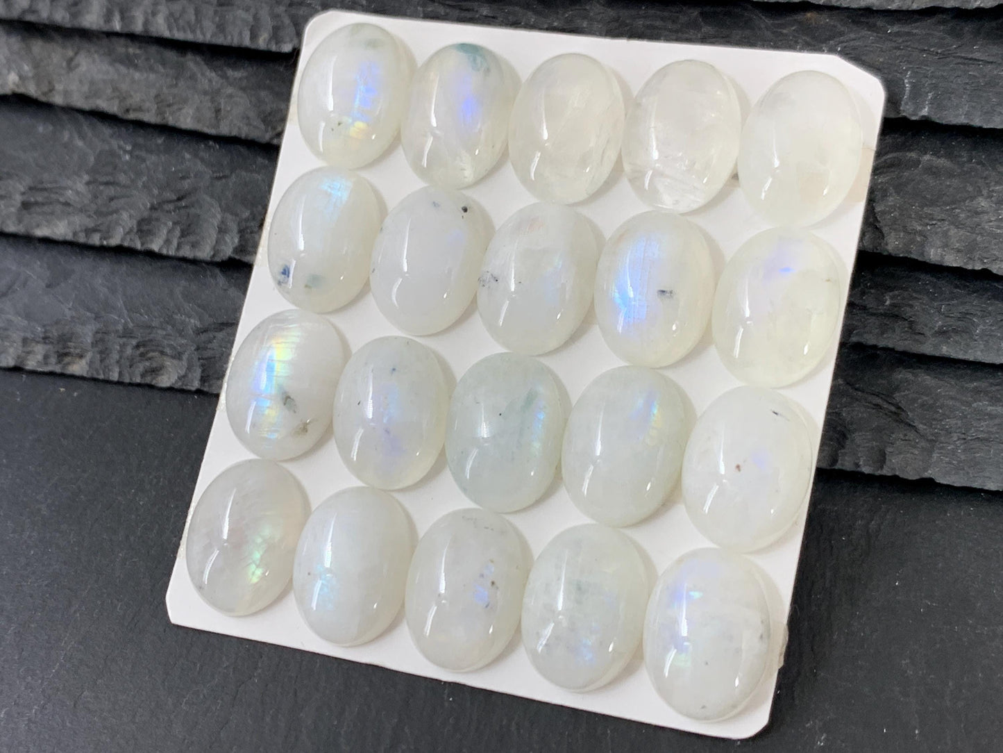 Rainbow Moonstone oval 12x16mm cabochon - Calibrated cabochons