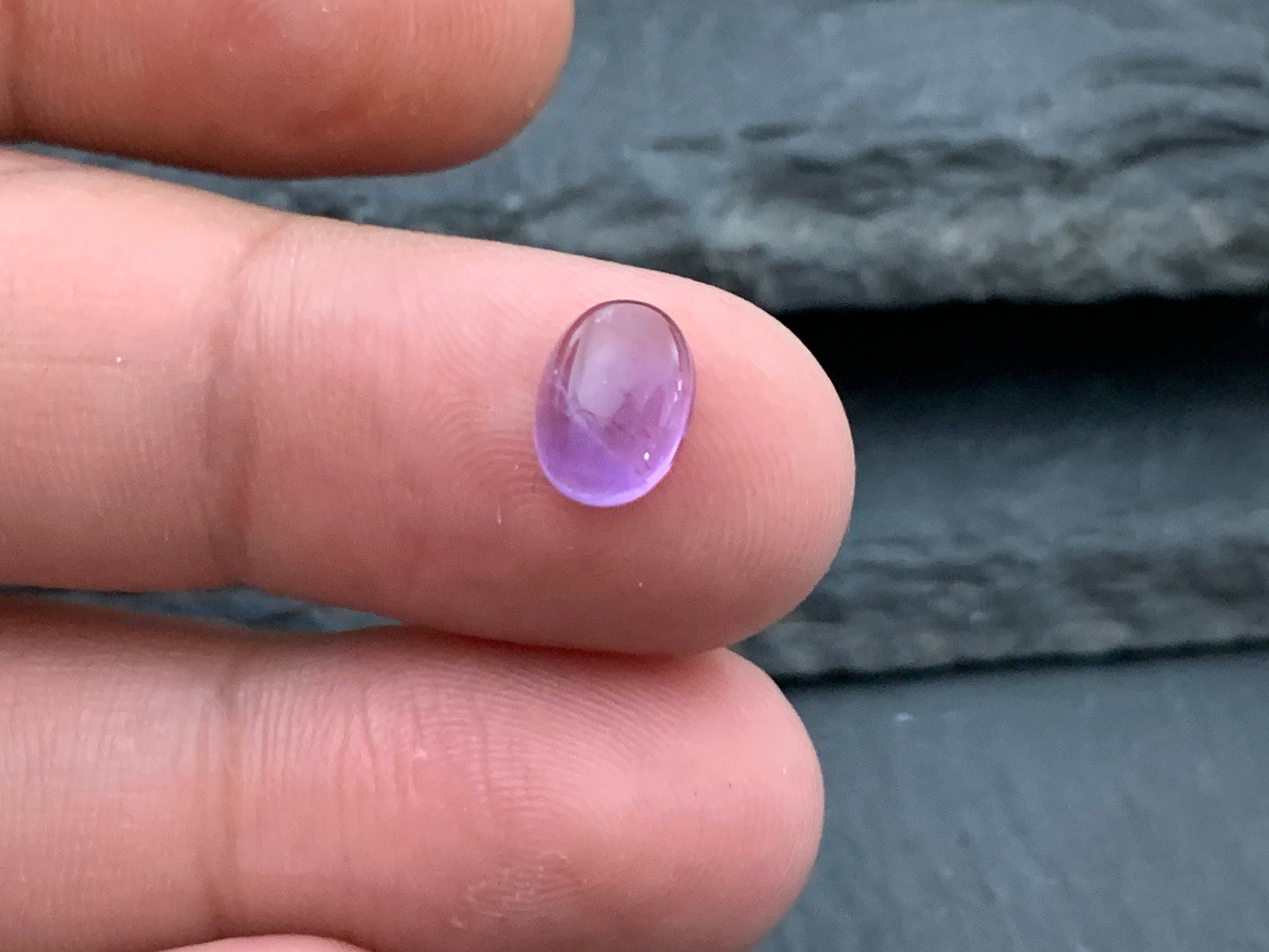 Amethyst oval 6x8mm cabochon - Calibrated cabochons