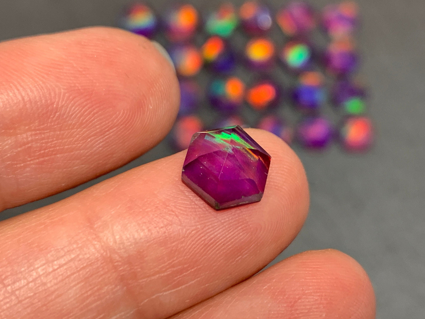 Faceted Aurora Opal hexagon 8mm cabochon - Doublet cabochon