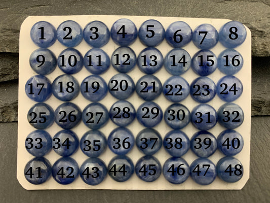 Kyanite round 8mm cabochon - Calibrated cabochons