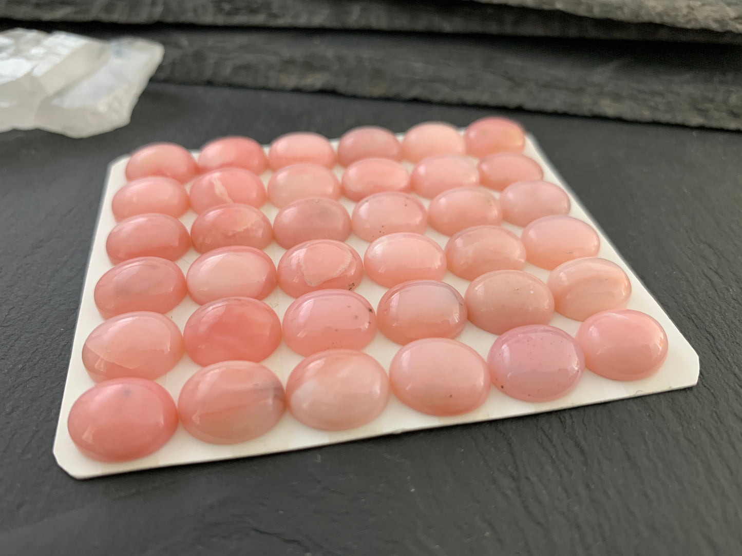Pink Opal oval 10x12mm cabochon - Calibrated cabochons