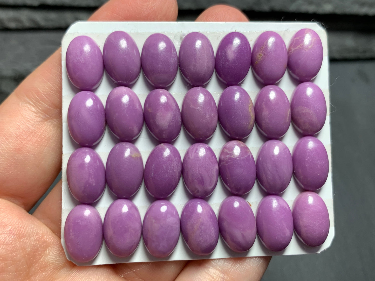 Phosphosiderite oval 8x12mm Cabochon - Calibrated Cabochons