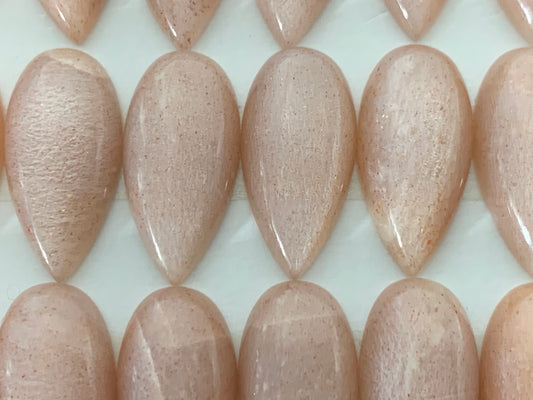 Pink Moonstone pear 10x20mm cabochon - Calibrated cabochons