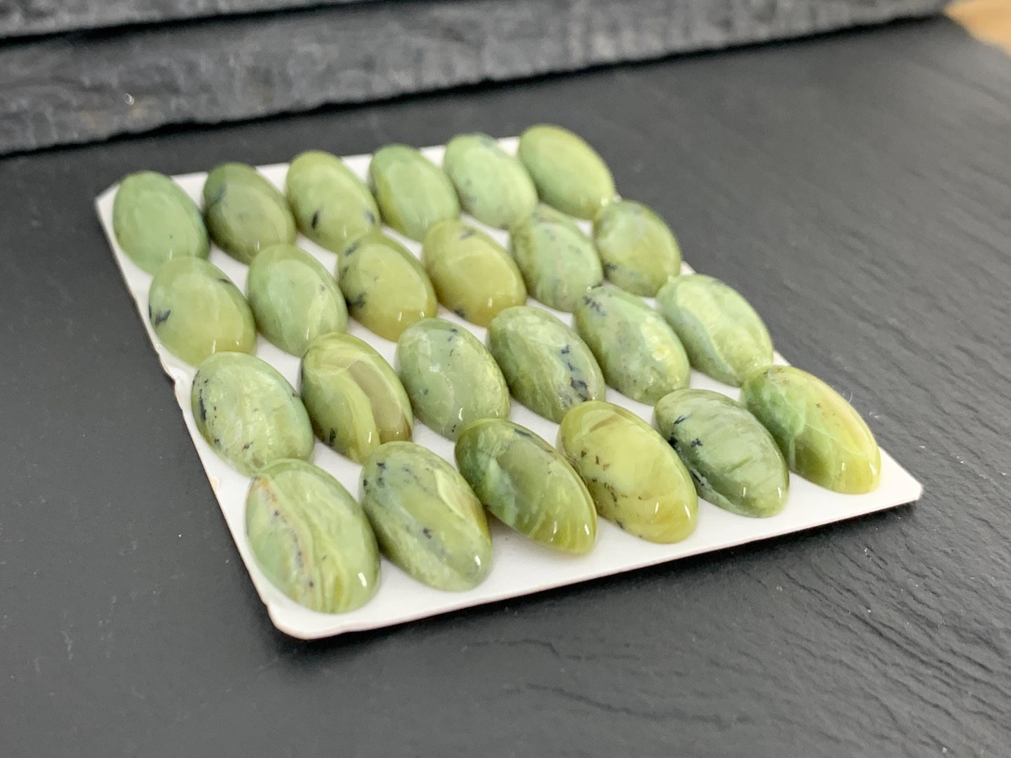 Green Opal oval 9x18mm Cabochon - Calibrated cabochons