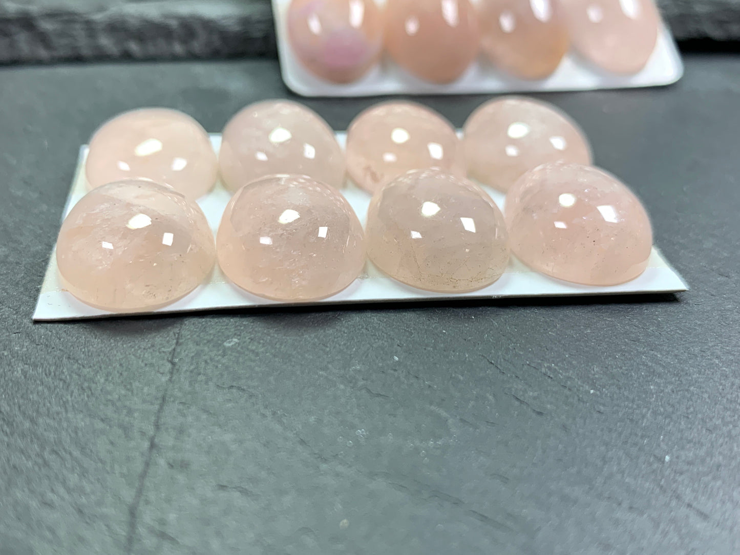 Morganite oval 15x20mm cabochon - Calibrated cabochons