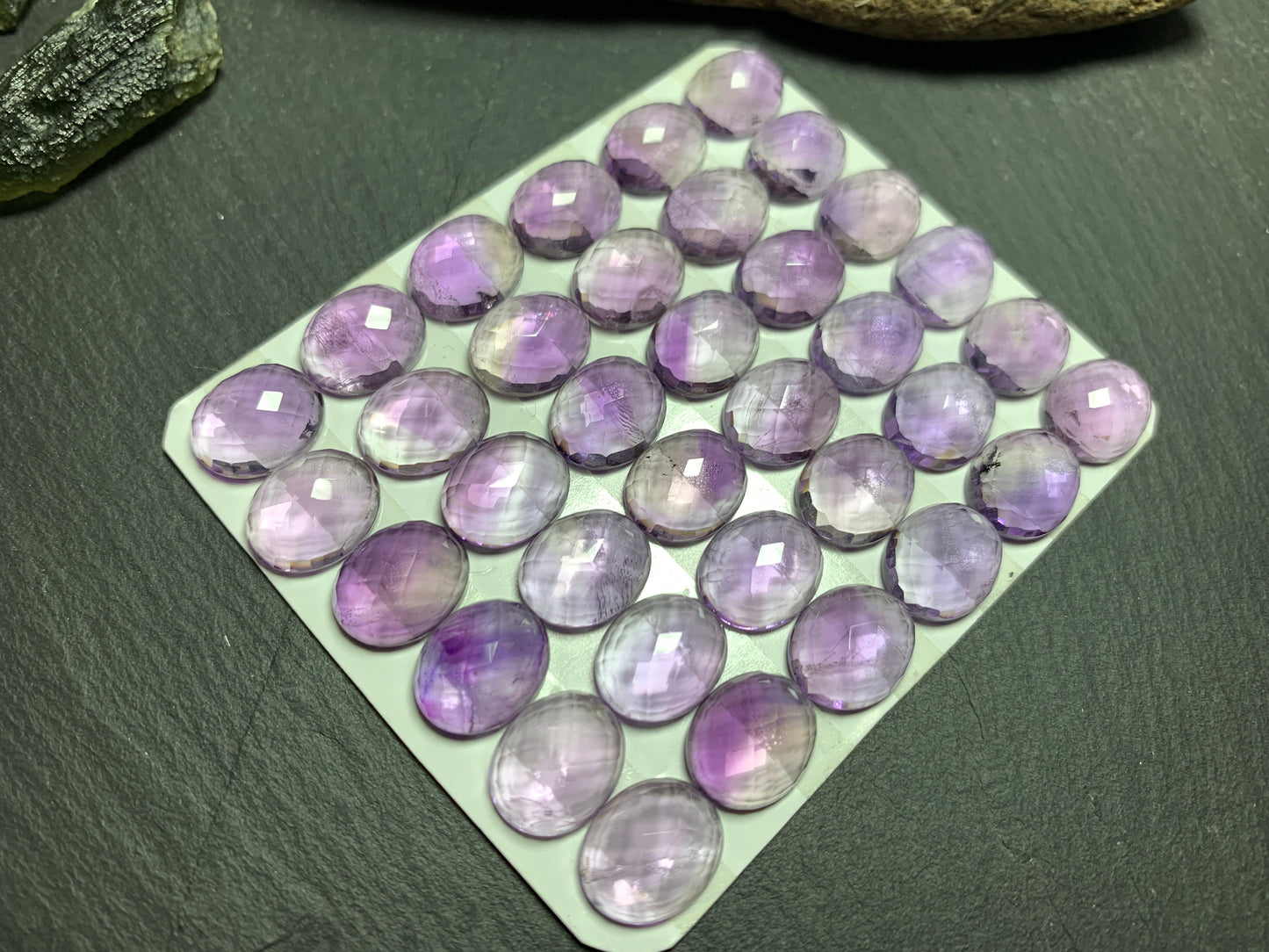 Faceted Amethyst oval 10x12mm cabochon - Calibrated cabochons