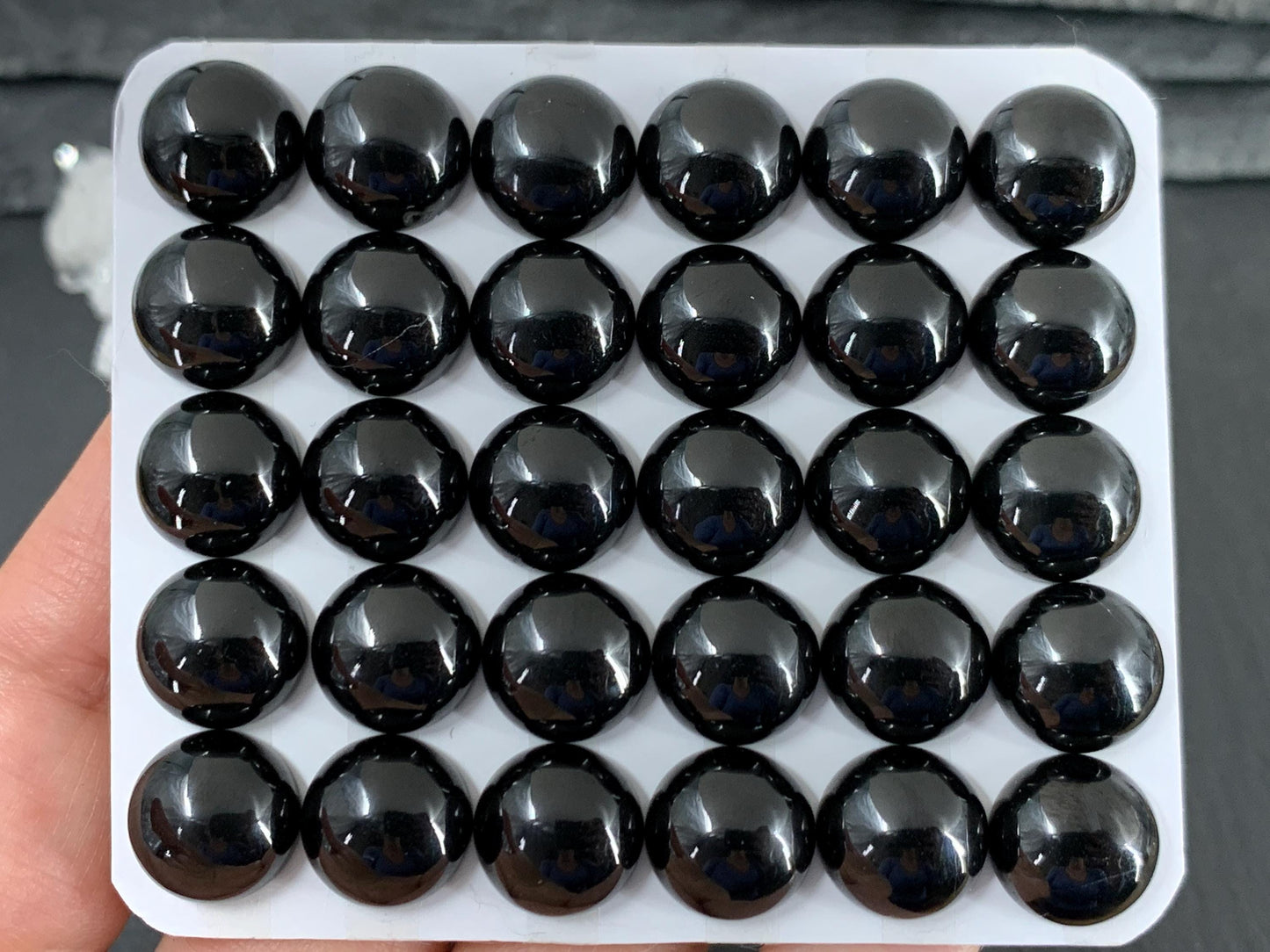 Black Spinel round 12mm cabochon - Calibrated cabochons