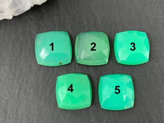 Faceted Chrysoprase Cabochon - Natural Green Gemstone 10mm Square Faceted Top