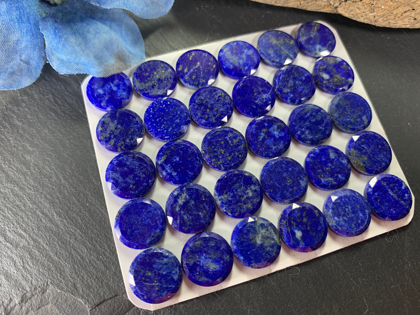 Flat Lapis Lazuli round 12mm cabochon with faceted edge - calibrated cabochons