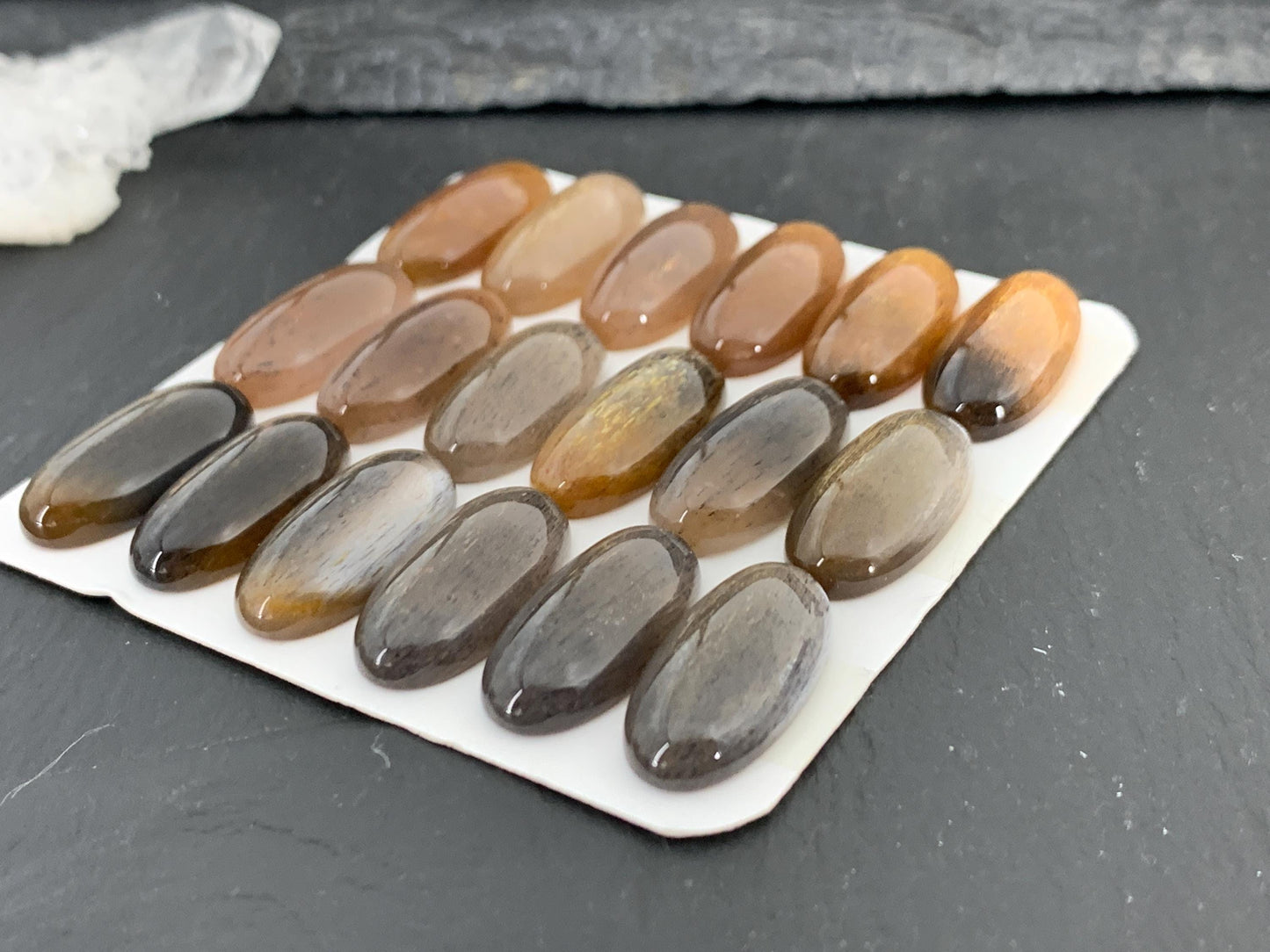 Gold Sunstone oval 10x20mm cabochon - Calibrated cabochons