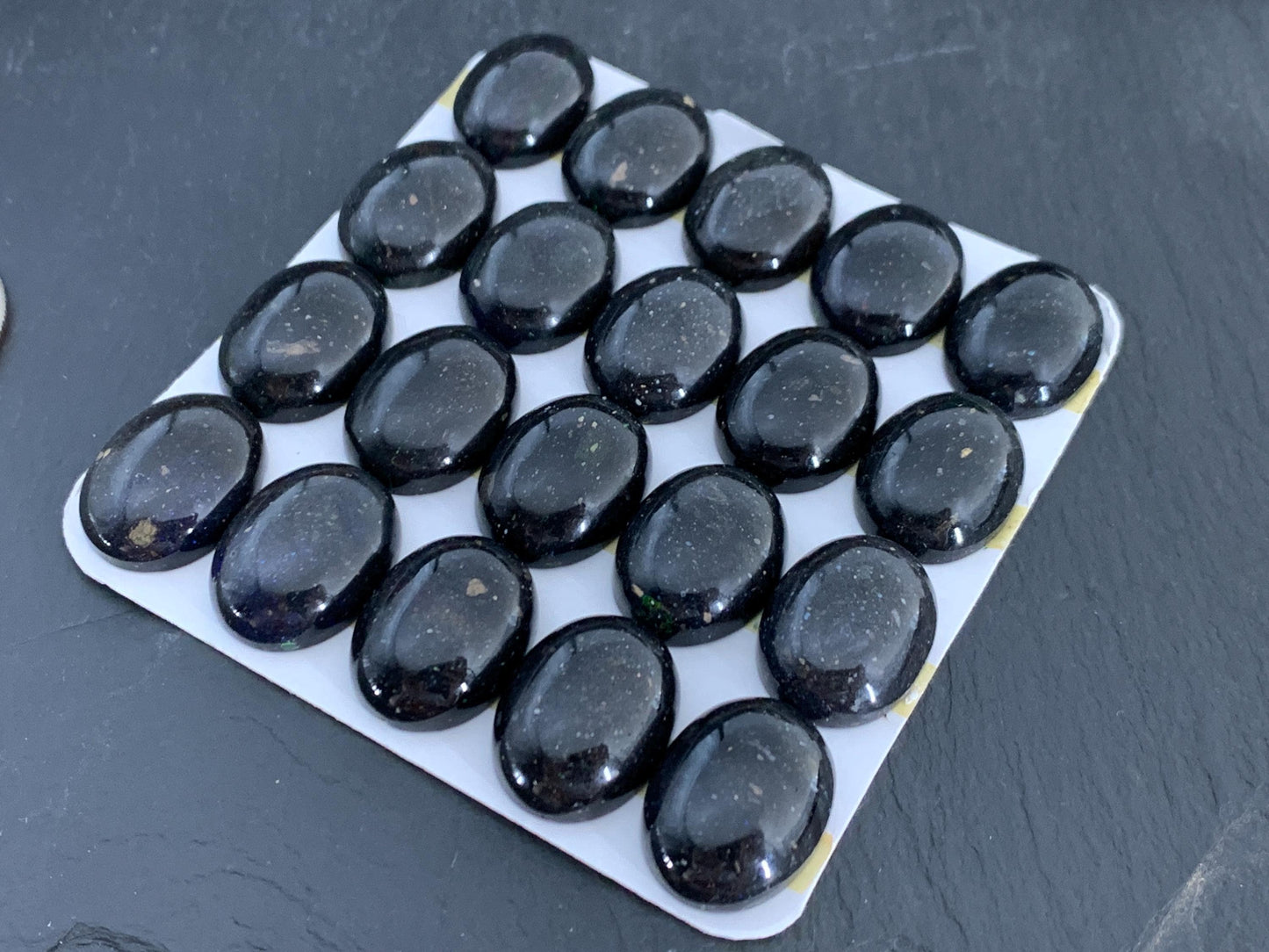 Black Opal oval 15x20mm cabochon- Andamooka Australia-