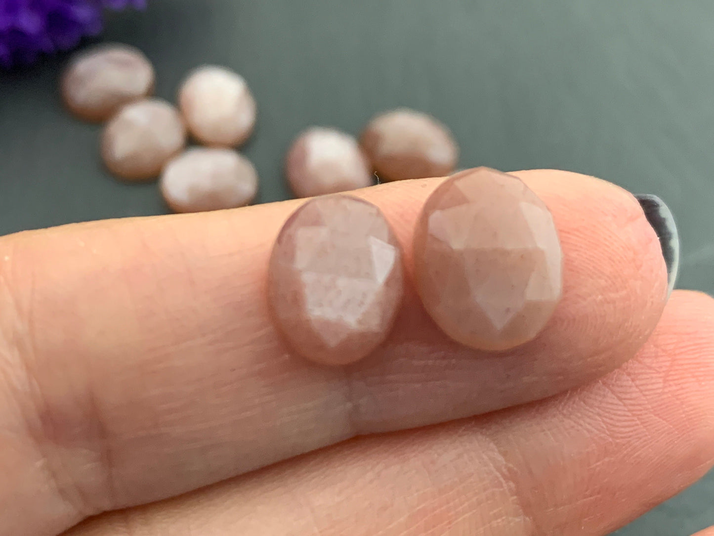 Faceted peach Moonstone oval 8x10mm, 9x11mm cabochon