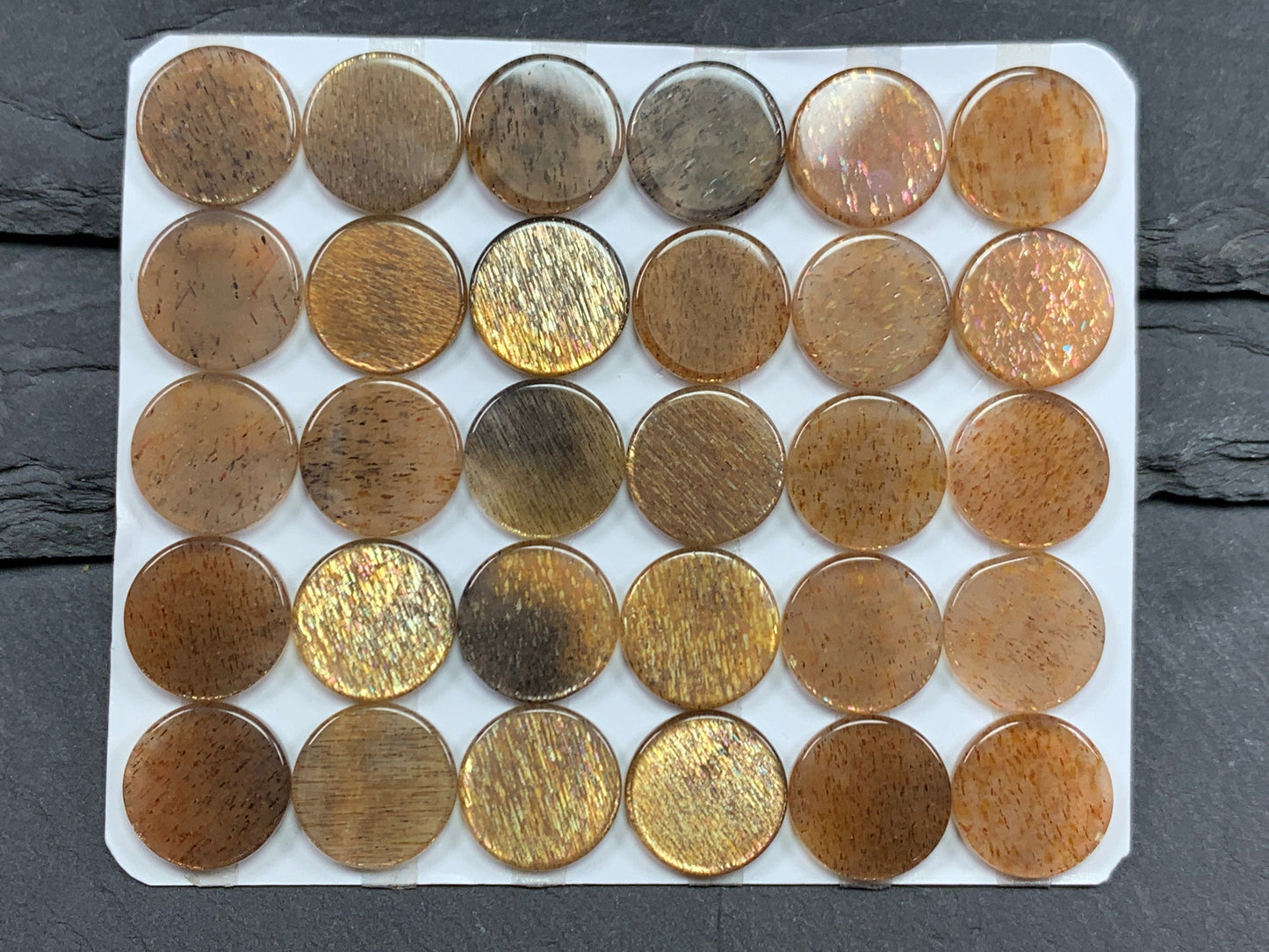 Flat Gold Sunstone round 12mm cabochon - Calibrated cabochons