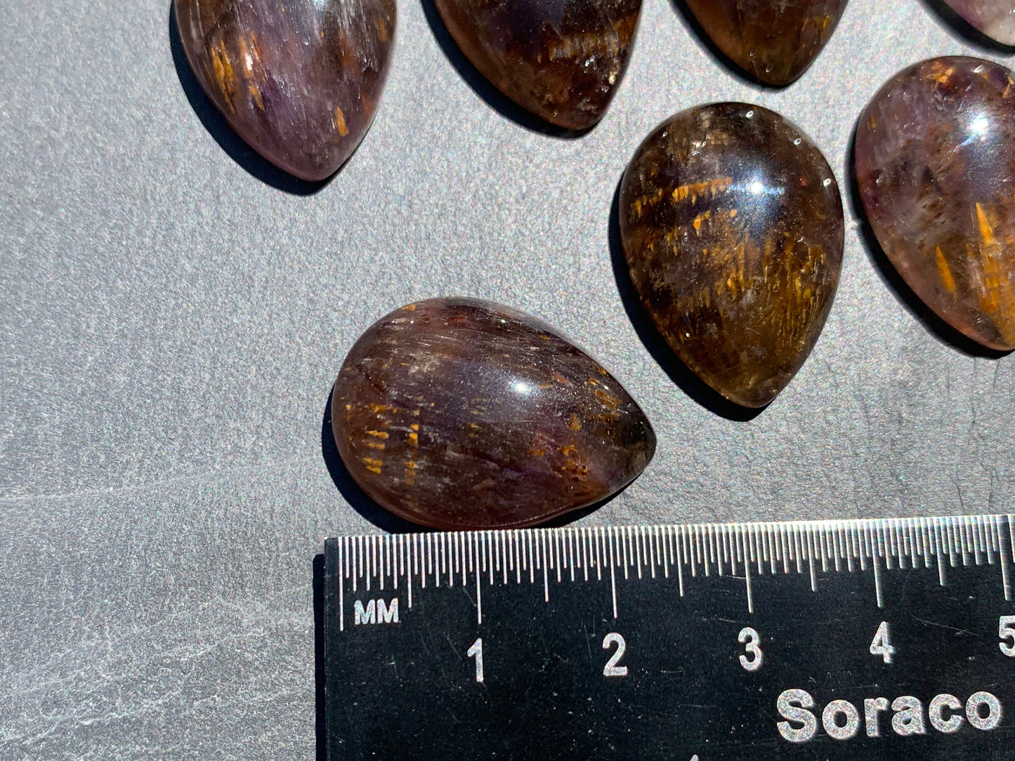 Amethyst Cacoxenite pear 18x25mm cabochon - Calibrated cabochons