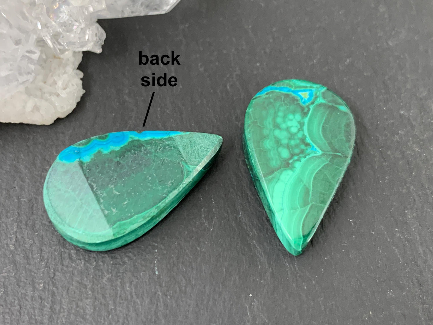 Malachite pear 14x23x4.5mm cabochon pair