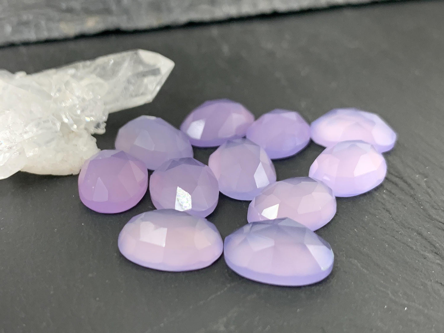 Lavender Chalcedony oval 10x14mm cabochon