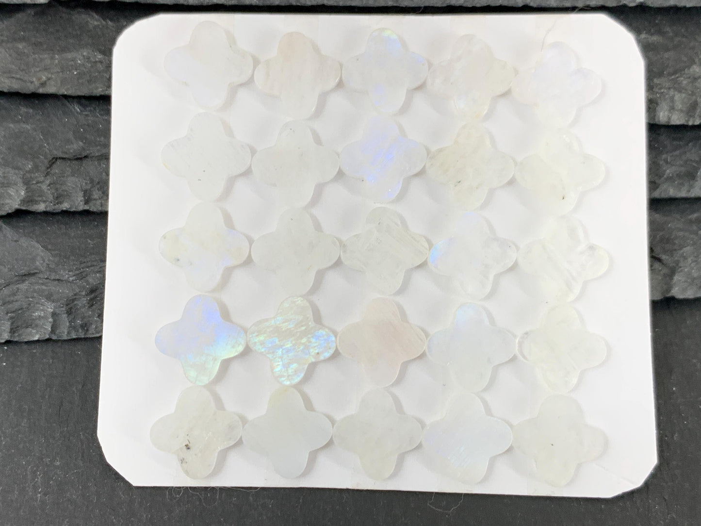 Flat Rainbow Moonstone clover 6mm, 10mm cabochon - Calibrated cabochons