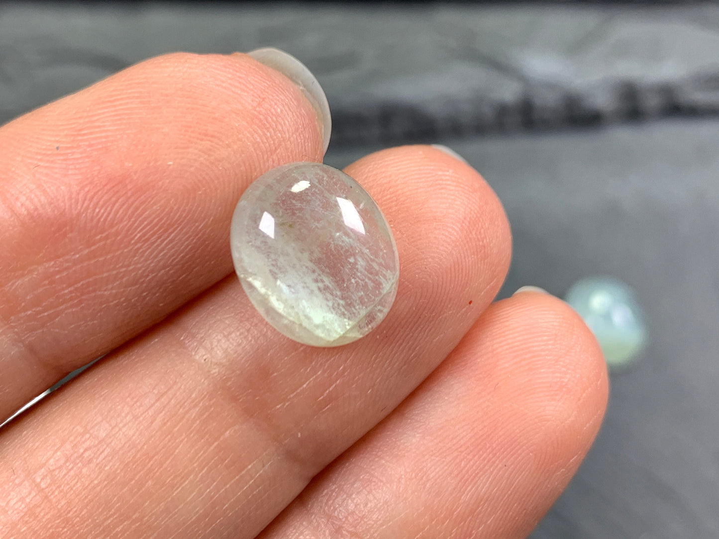 Aquamarine oval 10x12mm cabochon - Calibrated Cabochons