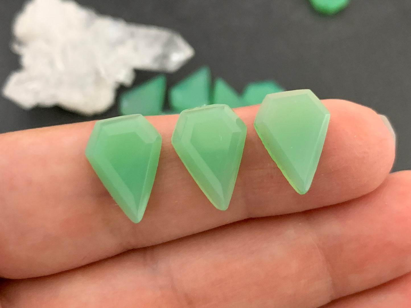 Faceted Chrysoprase diamond 10x14mm cabochon