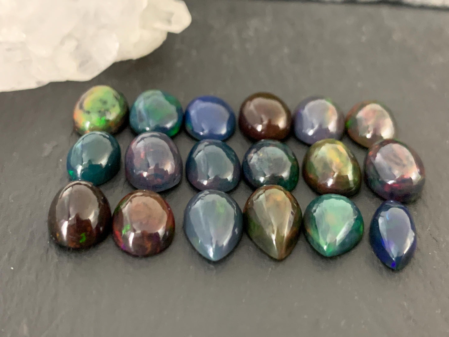 Ethiopian Opal oval, pear 7-9mm cabochon