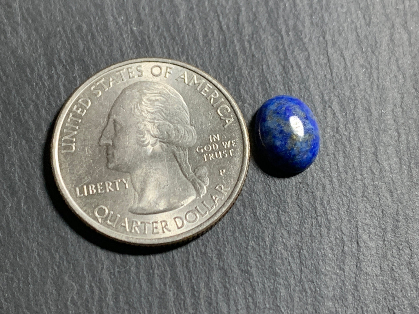 Lapis Lazuli oval 8x10mm cabochon - Calibrated cabochons