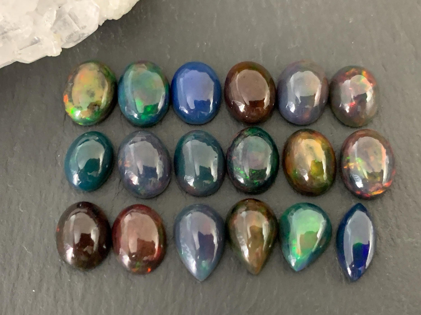 Ethiopian Opal oval, pear 7-9mm cabochon