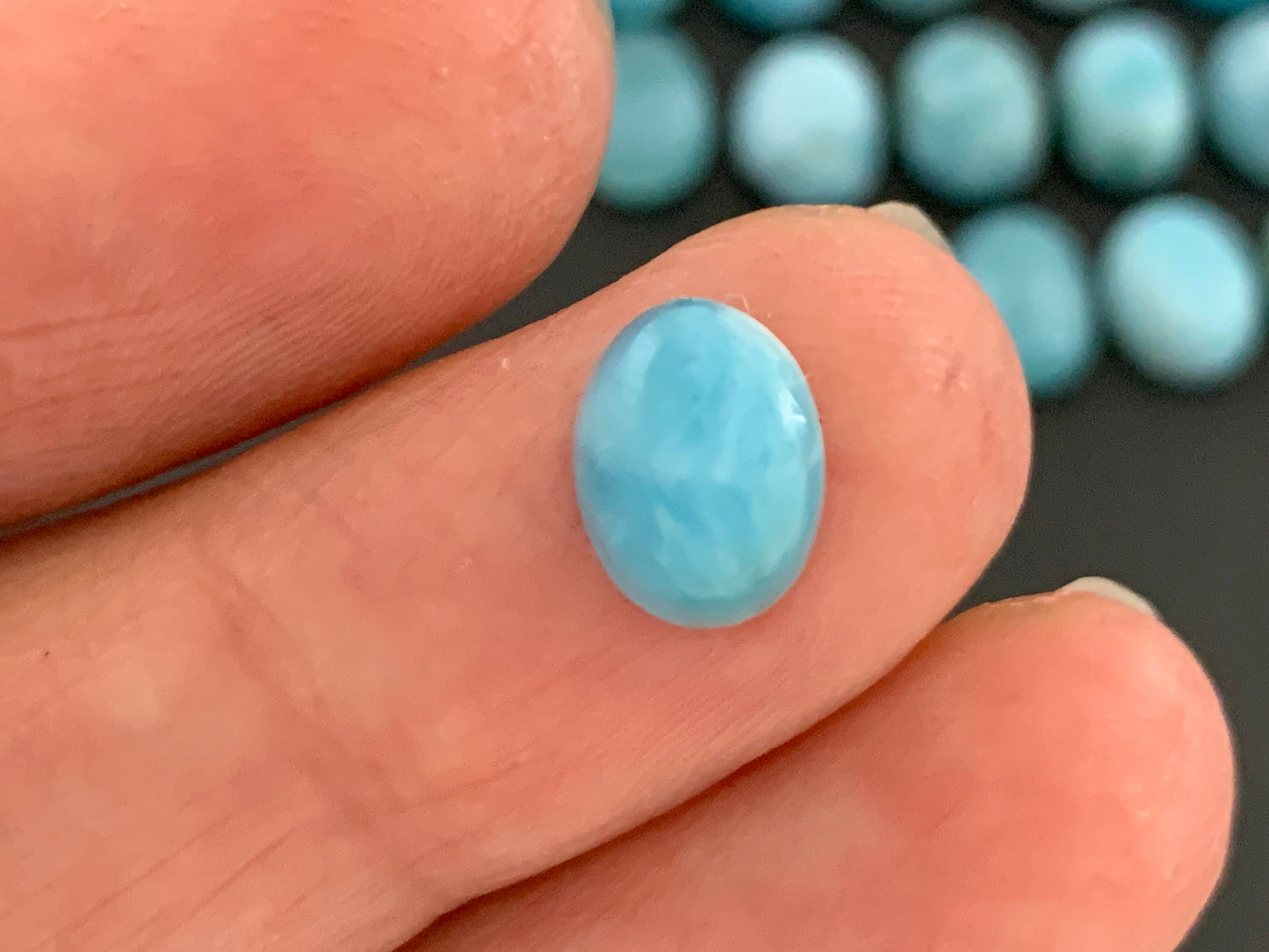 Larimar oval 7x9mm cabochon