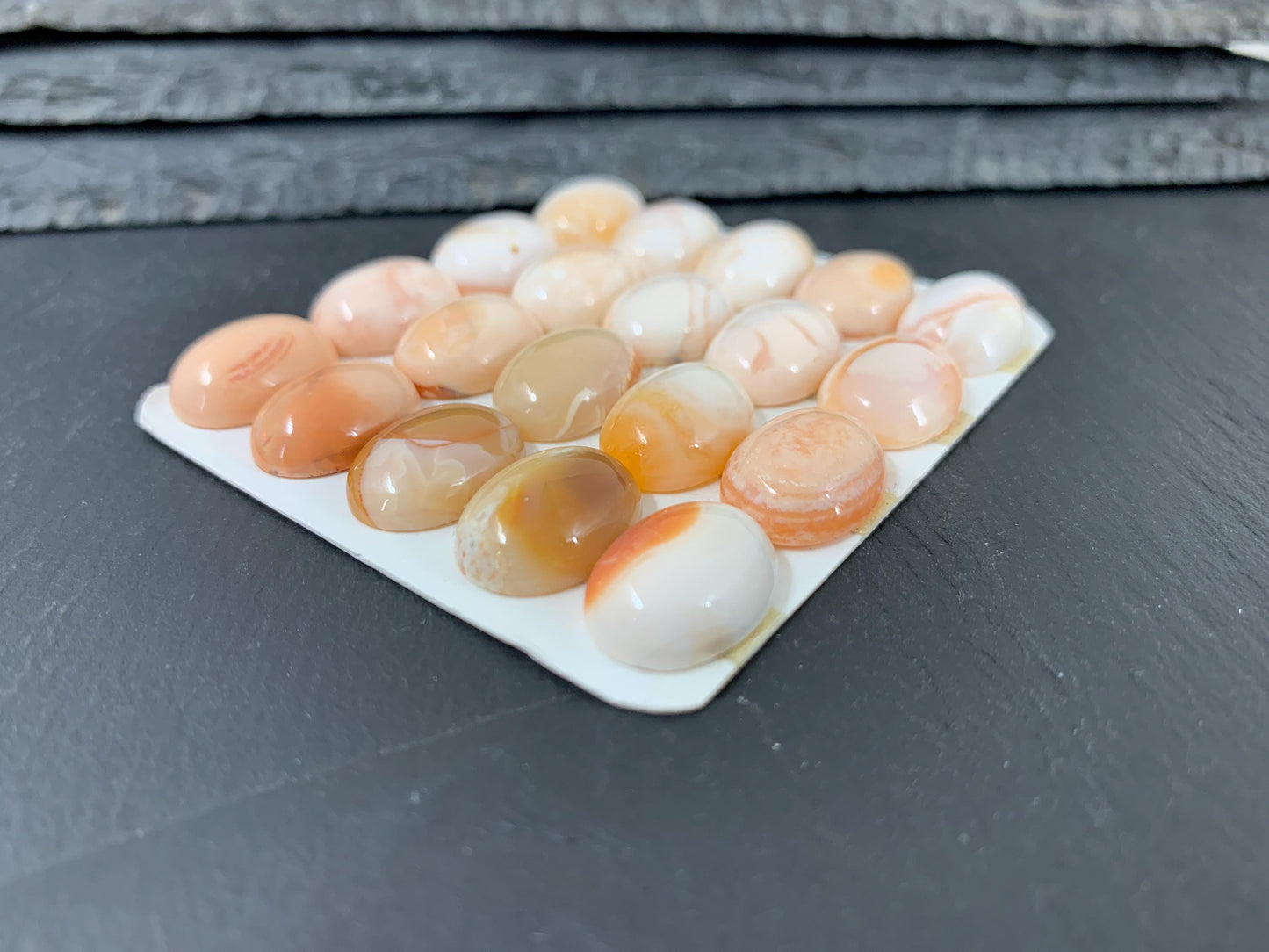 Mexican Opal oval 12x16mm cabochon - Calibrated cabochons