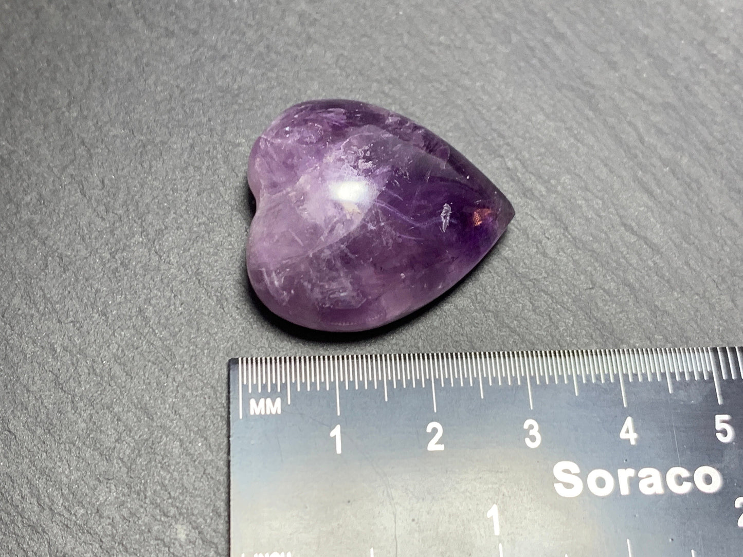 Amethyst heart 29x26x14mm cabochon- handmade in Africa