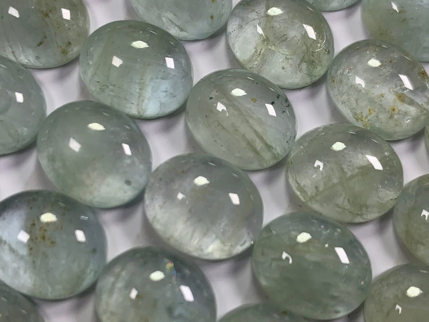 Aquamarine oval 10x12mm cabochon - Calibrated Cabochons