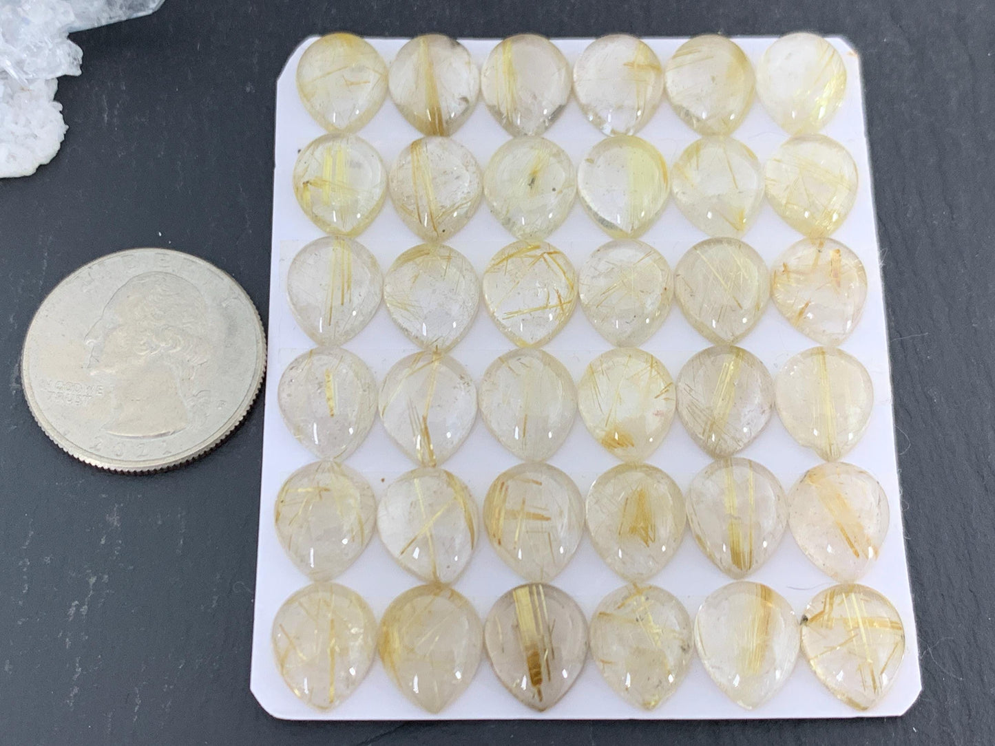 Gold Rutilated Quartz pear 10x12mm cabochon - Calibrated cabochons