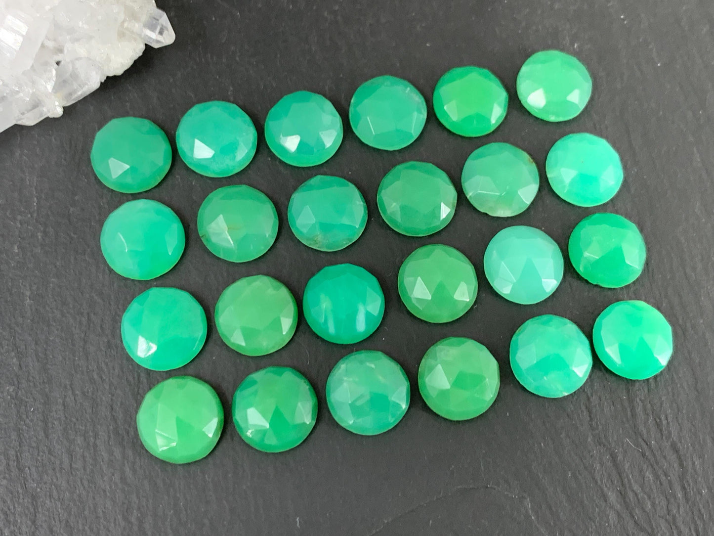Faceted Chrysoprase Cabochon – 10mm Round Green Gemstone for Jewelry Making