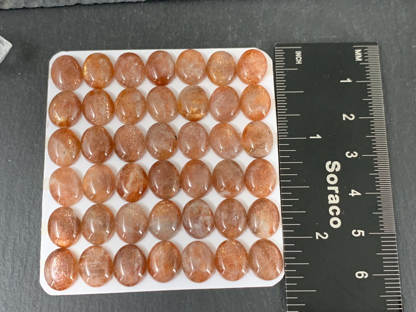 Sunstone oval 8x10mm cabochon - Calibrated cabochons