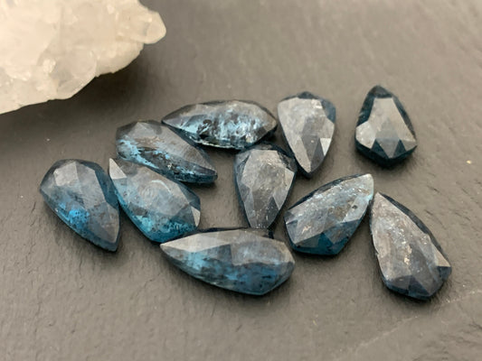 Faceted Moss Teal Kyanite kite 8x16mm cabochon