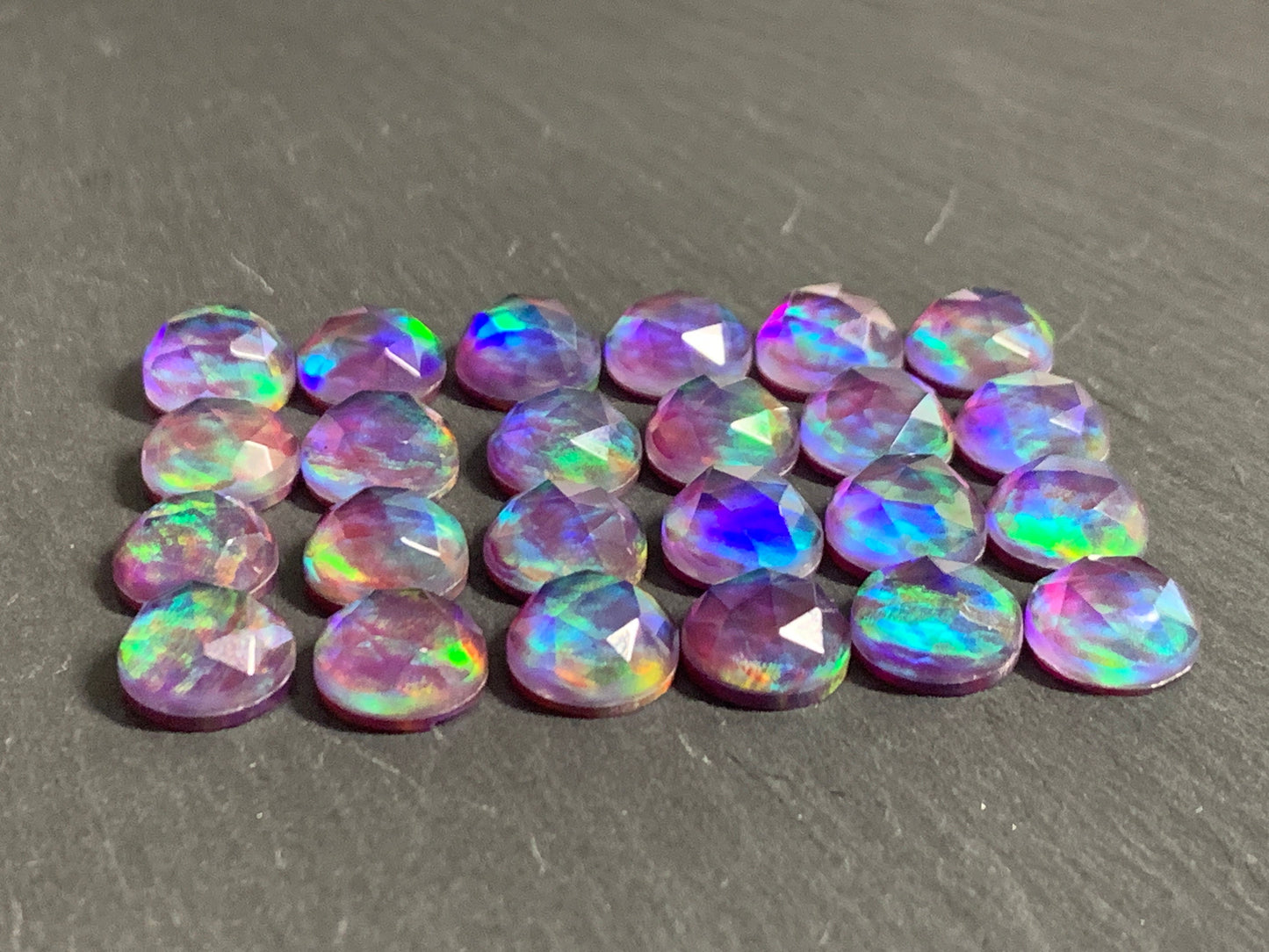 Faceted Aurora Opal round 10mm cabochon - Doublet cabochons