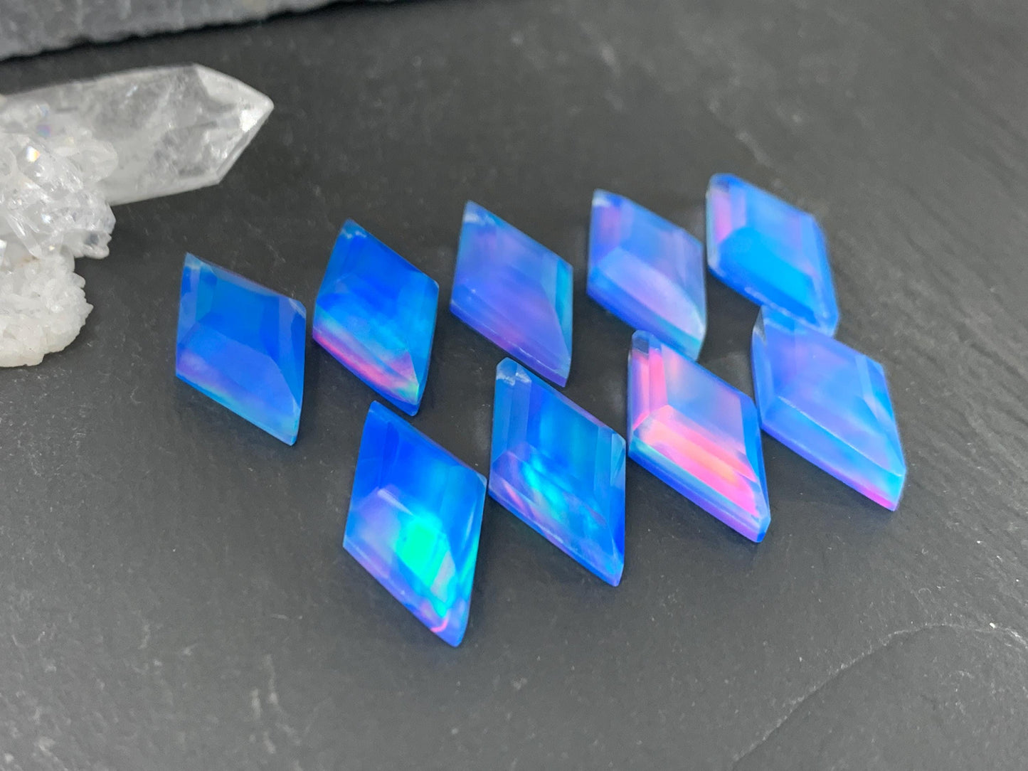 Faceted Aurora Opal rhombus 10x20mm cabochon - Doublet cabochons