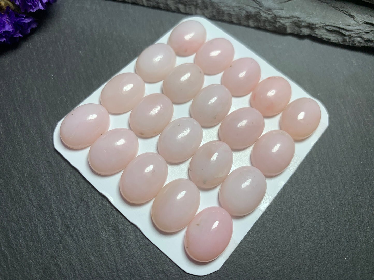 Pink Opal oval 12x16mm cabochon - Calibrated cabochons