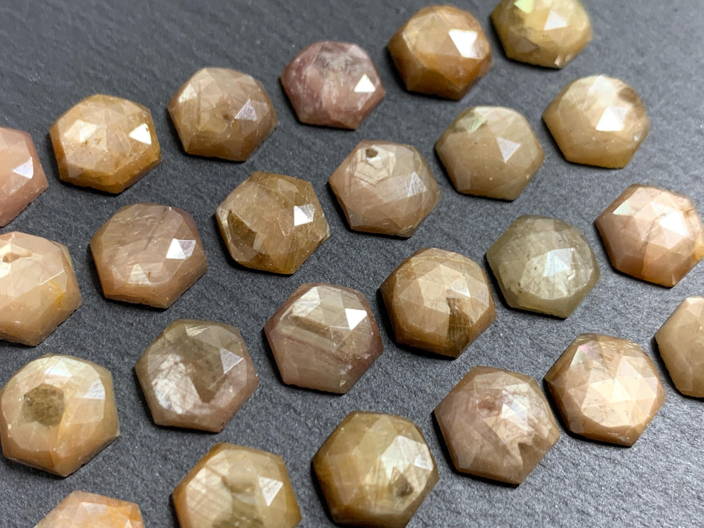 Faceted yellow Sapphire hexagon 10mm cabochon