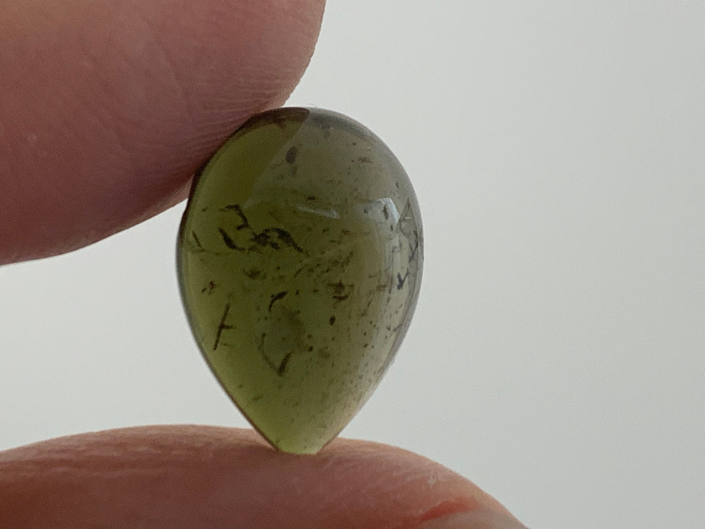 Smokey Green Tourmaline pear 10x14mm cabochon - Calibrated cabochons
