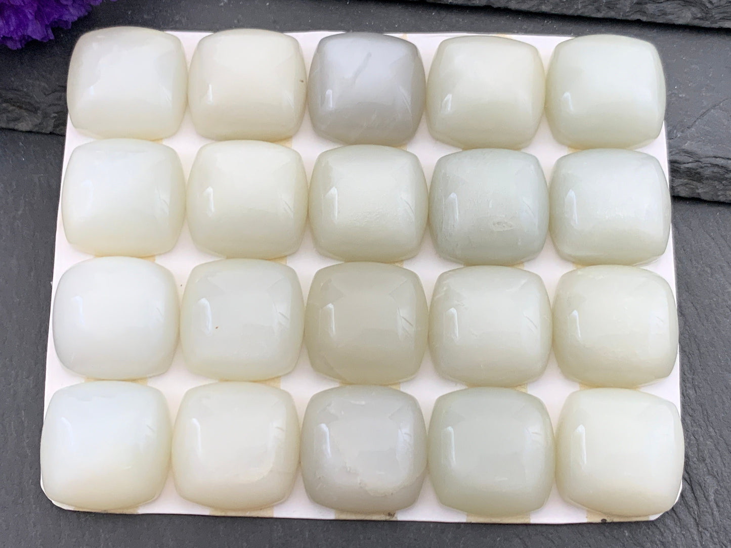White Moonstone square cushion 18mm cabochon - Calibrated cabochons
