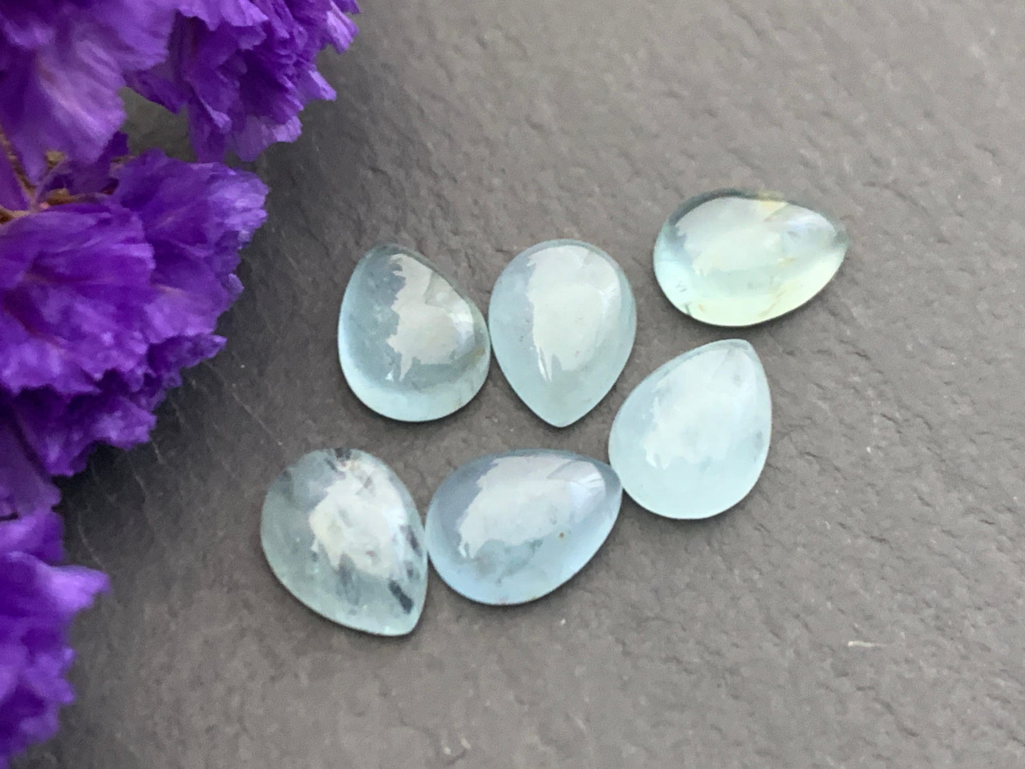 Aquamarine pear 6x8mm cabochon - Calibrated cabochons