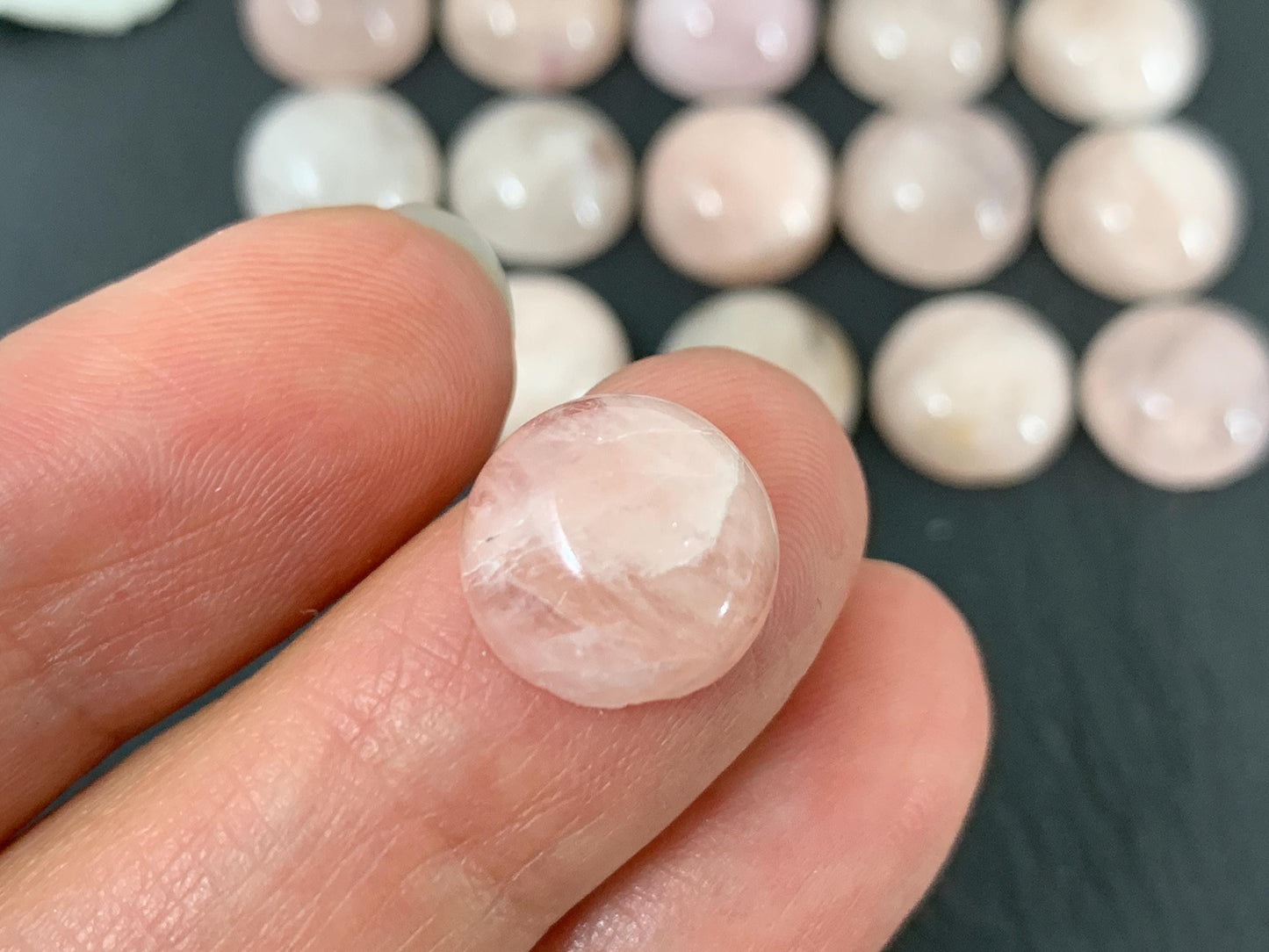 Morganite round 12mm cabochon - Calibrated cabochons