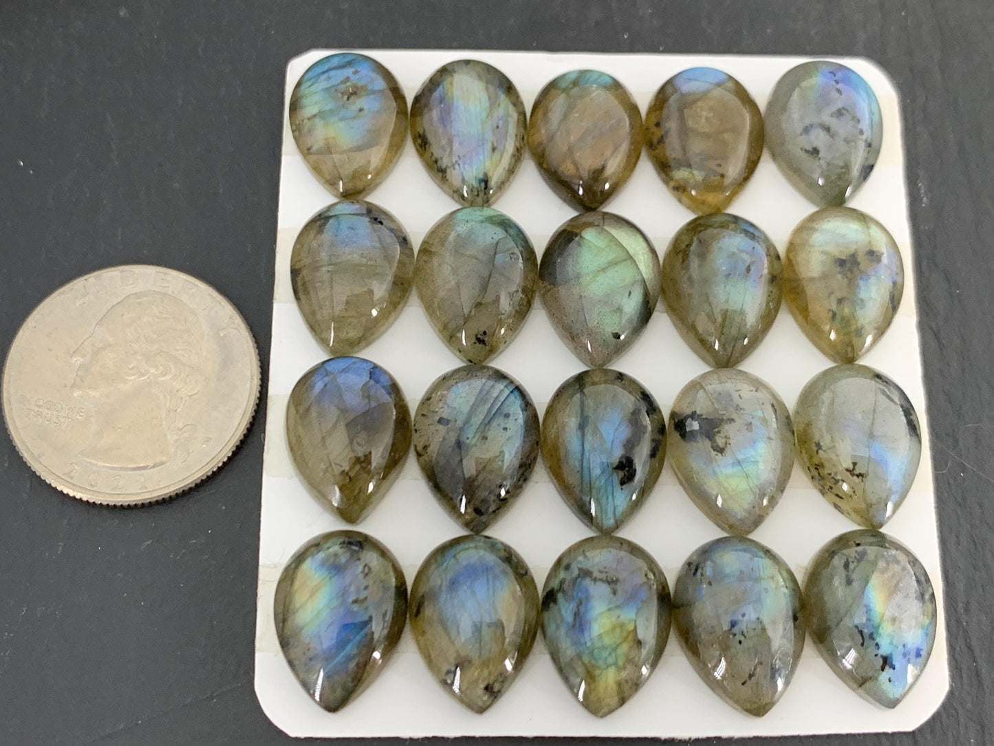 Labradorite pear 12x16mm Cabochon - Calibrated Cabochons