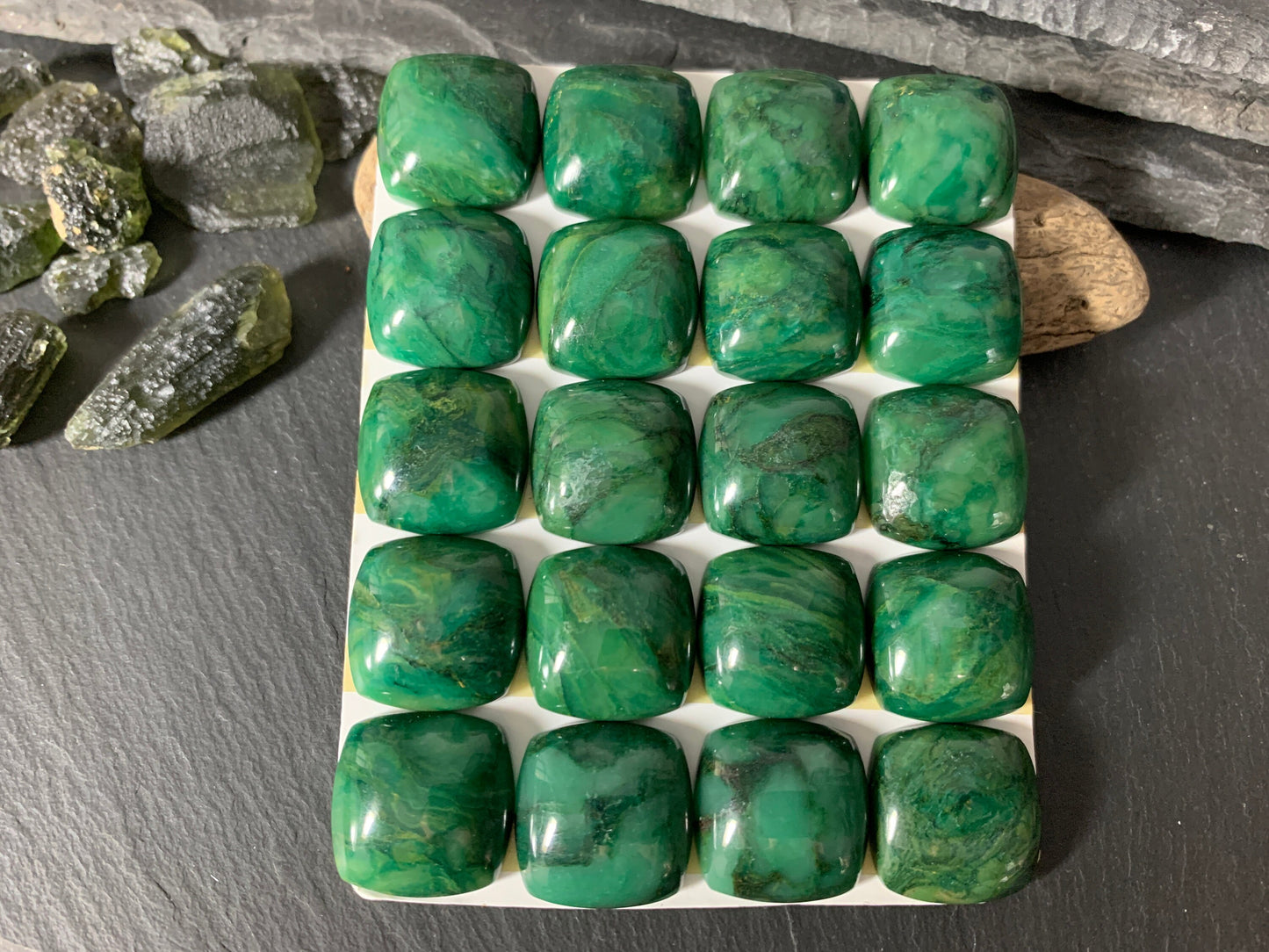 African Jade square 20mm cabochon - Calibrated cabochons
