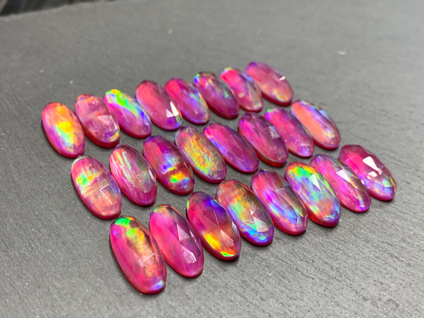 Faceted Aurora Opal oval 8x20mm cabochon - Doublet cabochons