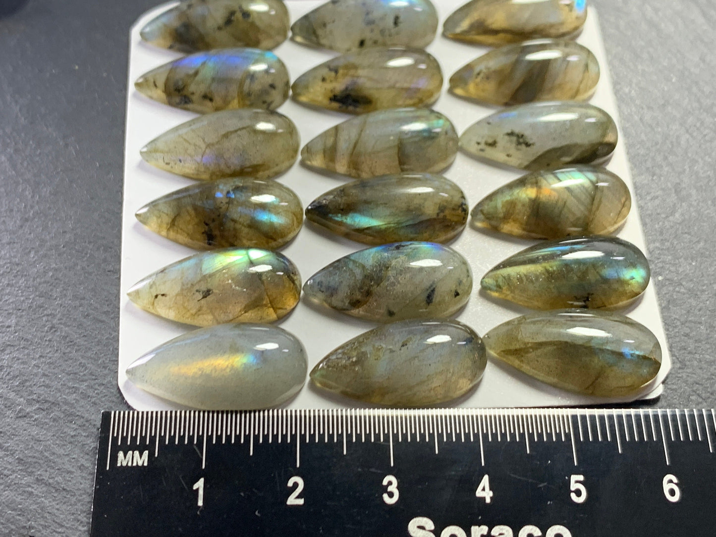 Labradorite pear 10x20mm cabochon - Calibrated cabochons