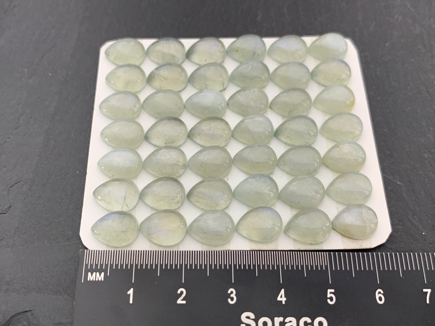Green Moonstone pear 8x10mm cabochon - Calibrated Cabochons