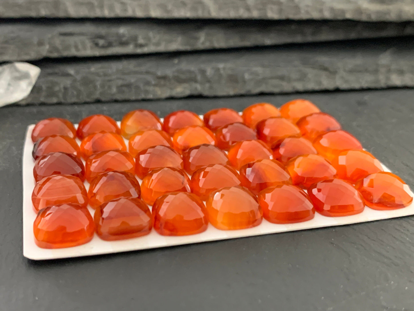 Faceted Carnelian square cushion 10mm cabochon - Calibrated cabochons