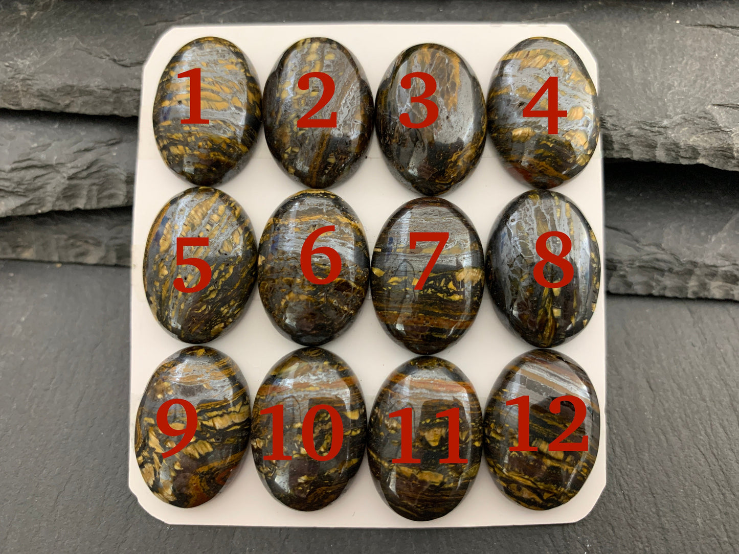 Tiger iron 16x22mm oval cabochon - Calibrated cabochons